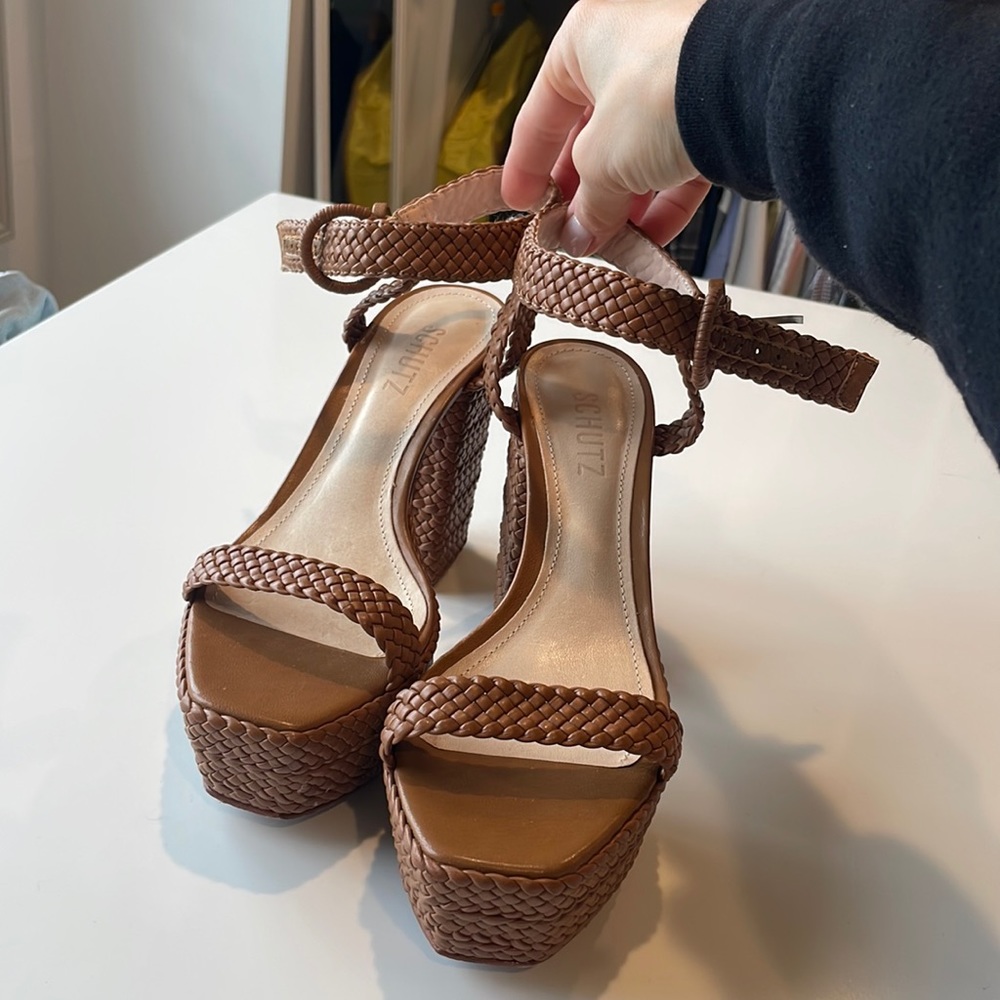 Schultz Platform Sandals